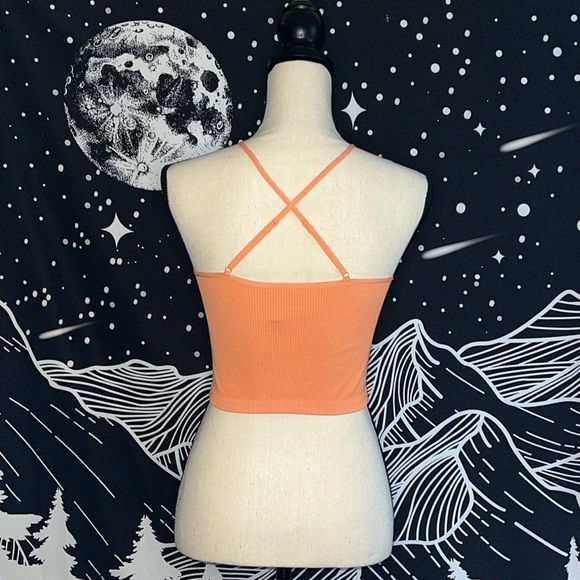 Aritzia Sunday Best  Ribbed cami - Picture 4 of 8